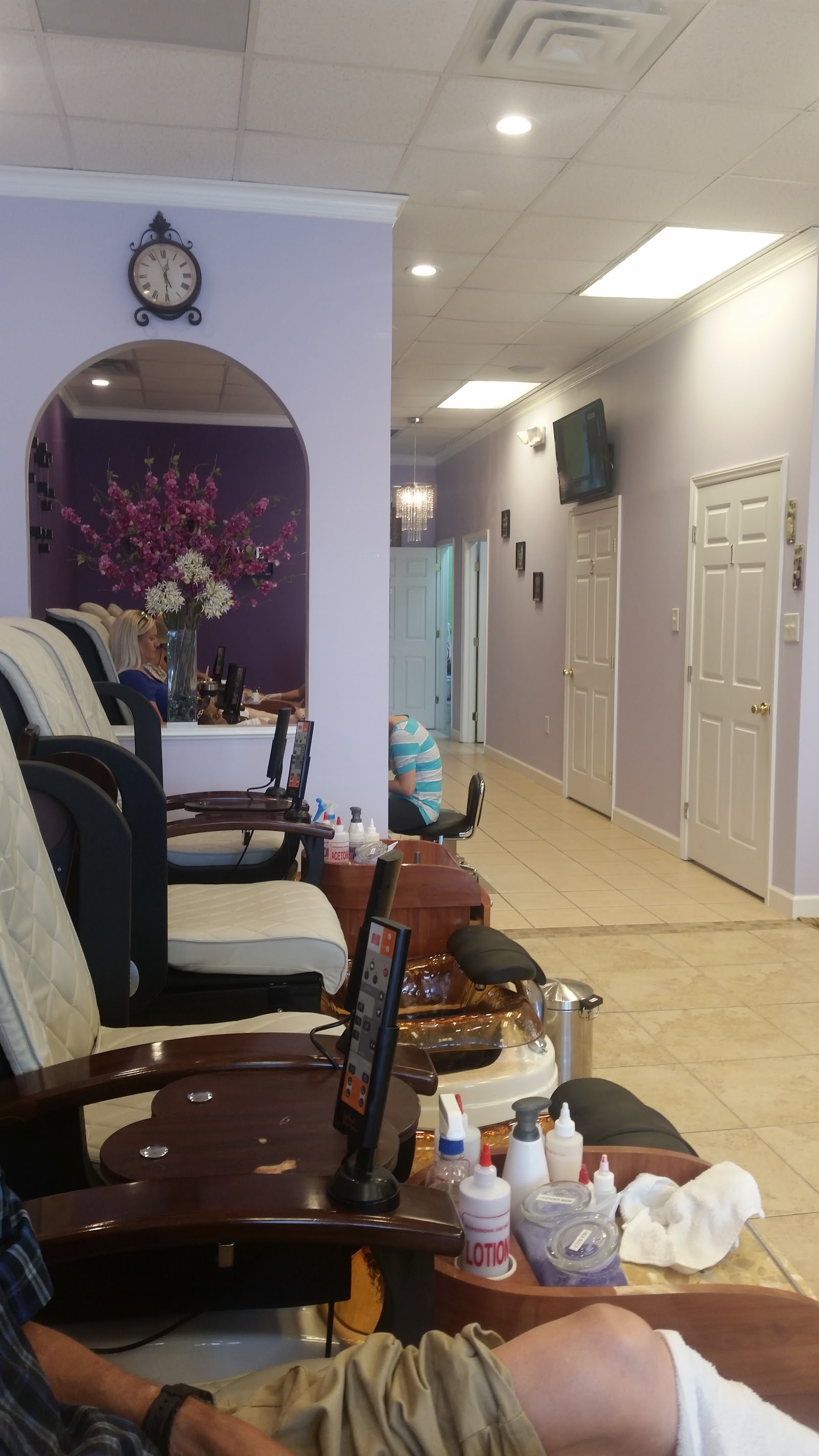 Beautiful Nails & Spa nail photo 3